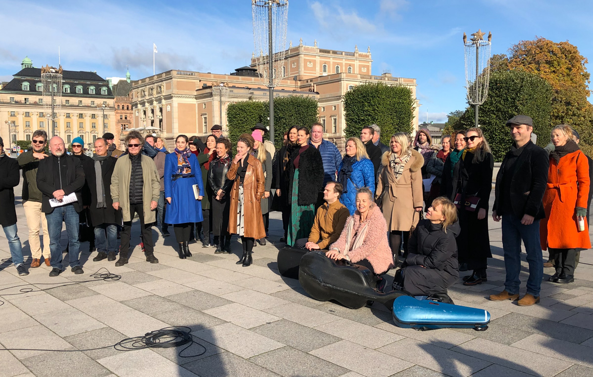 Öppna salongerna! Manifestation för alla kulturarbetare i pandemitider.